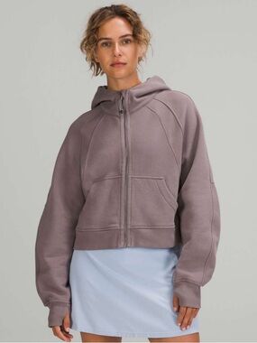 Lululemon Scuba Oversized Full Zip
Lunar Rock size XS/S purple grey